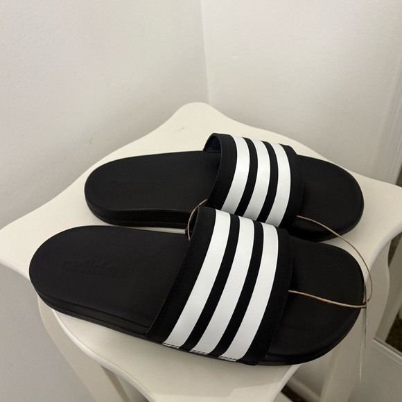 Adidas Women's Black and White Slide Sandals - Picture 5 of 6